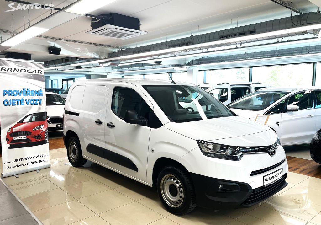 Toyota Proace City, 1.5 D-4D 100 Active SWB, ČR